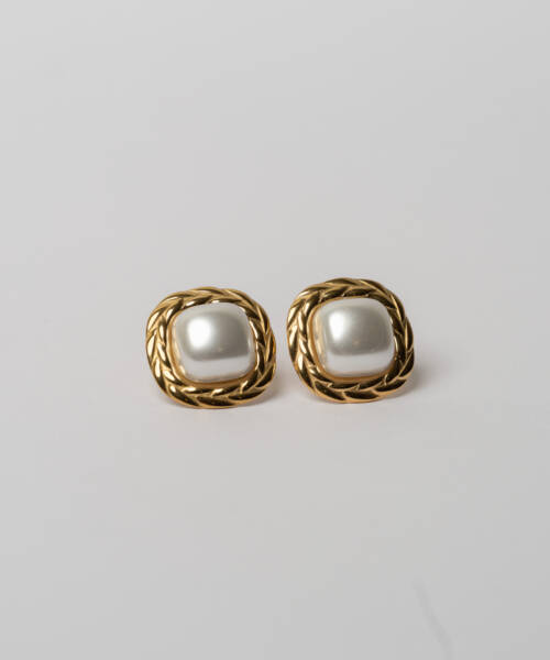 Vyne Earrings